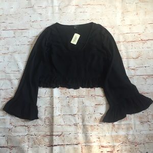 NWT Forever 21 Bell-Sleeved Crop Top